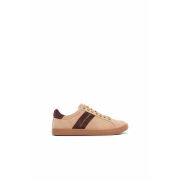 Knightsbridge Court Trainer