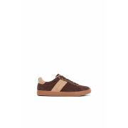 Knightsbridge Court Trainer